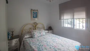 3 bedroom House for Sale in Estepona-70873