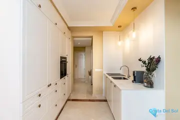 3 bedroom Apartment for Sale in Marbella-70926