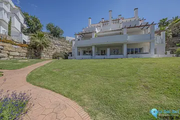 2 bedroom Apartment for Sale in Nueva Andalucía-71134