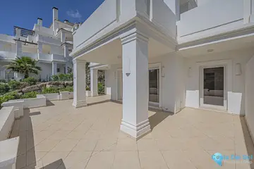 2 bedroom Apartment for Sale in Nueva Andalucía-71146