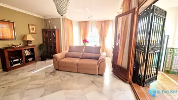 4 bedroom House for Sale in Mijas Golf-71480