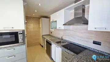 2 bedroom Apartment for Sale in Benalmadena Costa-13471