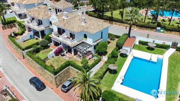 3 bedroom House for Sale in La Duquesa-72100