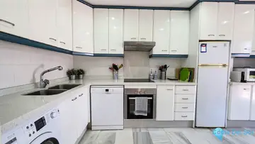 3 bedroom House for Sale in La Duquesa-72103