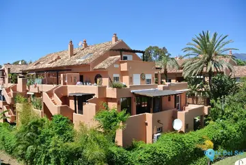 2 bedroom Apartment for Sale in The Golden Mile