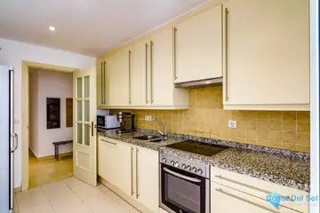 3 bedroom Apartment for Sale in Marbella-72155