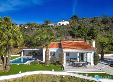 3 bedroom House for Sale in Arenas