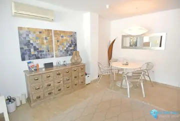 2 bedroom Apartment for Sale in The Golden Mile-72409