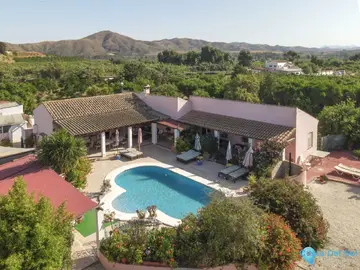 5 bedroom House for Sale in Cártama