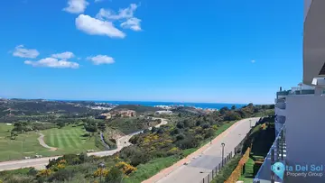 2 bedroom Apartment for Sale in Calanova Golf