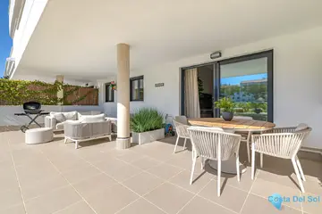 2 bedroom Apartment for Sale in Estepona-73089