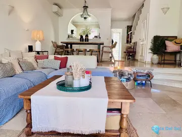 3 bedroom House for Sale in El Paraiso-73284