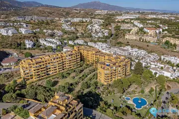 3 bedroom Apartment for Sale in Selwo