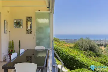 2 bedroom Apartment for Sale in Altos de los Monteros