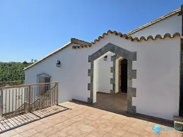 4 bedroom House for Sale in Sedella-73604