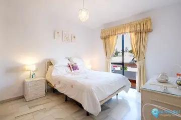 2 bedroom Apartment for Sale in Nerja-73678