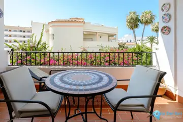 2 bedroom Apartment for Sale in Nerja-73672