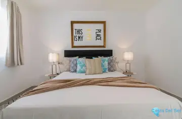 3 bedroom House for Sale in Málaga Centro-73990