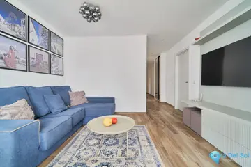 2 bedroom Apartment for Sale in Elviria-74104