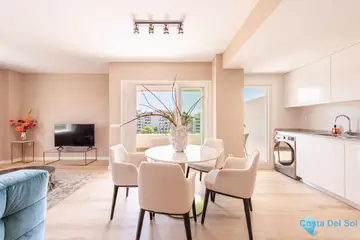 3 bedroom Apartment for Sale in Nueva Andalucía-13492