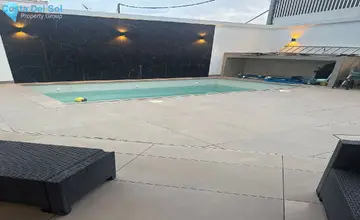 4 bedroom House for Sale in La Línea-2885