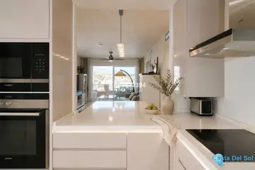 2 bedroom Apartment for Sale in San Pedro de Alcántara-74248