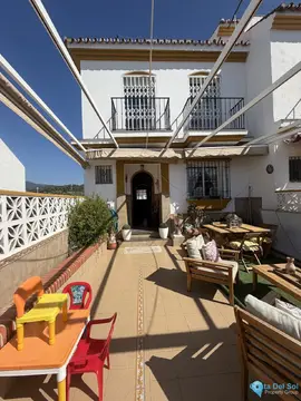 3 bedroom House for Sale in Estepona