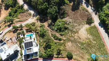 2141m2 Plot for Sale in La Mairena