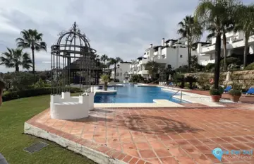 2 bedroom Apartment for Sale in Nueva Andalucía-74759