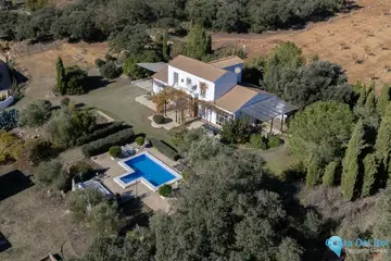 4 bedroom House for Sale in Archidona