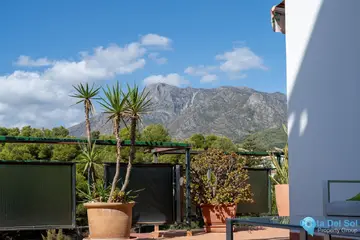 2 bedroom Apartment for Sale in Marbella-75033