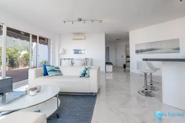 2 bedroom Apartment for Sale in Marbella-75042