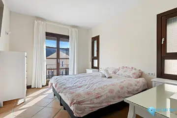 4 bedroom House for Sale in Benahavís-75404