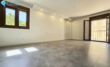 3 bedroom Apartment for Sale in Málaga Centro-3073