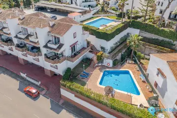 3 bedroom House for Sale in Riviera del Sol-75881