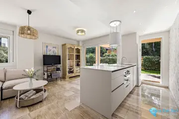 2 bedroom Apartment for Sale in Las Chapas-75897