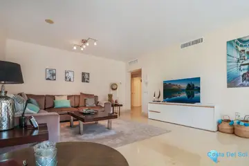 2 bedroom Apartment for Sale in Benahavís-76029