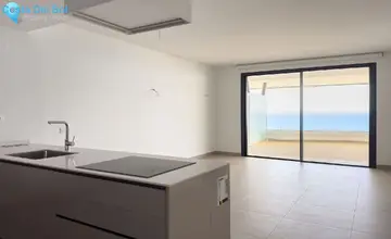 2 bedroom Apartment for Sale in Fuengirola-3090