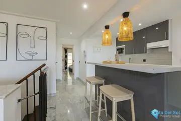 2 bedroom Apartment for Sale in Nueva Andalucía-76086