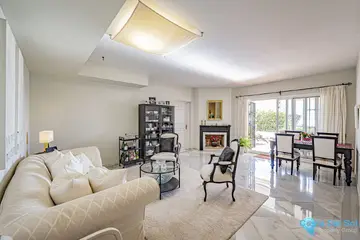 2 bedroom Apartment for Sale in Benahavís-76125