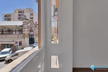 6 bedroom House for Sale in Málaga Centro-76255