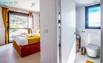 3 bedroom Apartment for Sale in Fuengirola-3123