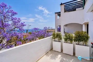 3 bedroom Apartment for Sale in Benalmadena Pueblo-76354