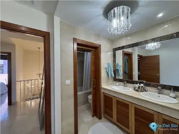 3 bedroom House for Sale in Estepona-76401