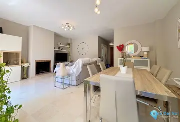3 bedroom House for Sale in Estepona-76473