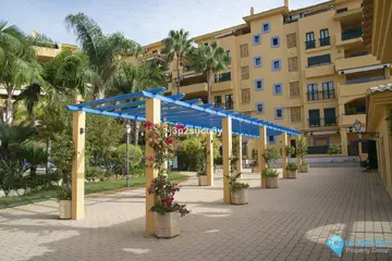 2 bedroom Apartment for Sale in Marbella-76498