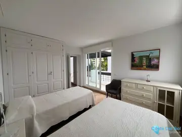 2 bedroom Apartment for Sale in Río Real-76557