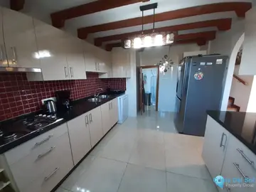 5 bedroom House for Sale in Iznate-76623
