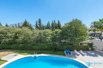 4 bedroom Apartment for Sale in Nueva Andalucía-76865