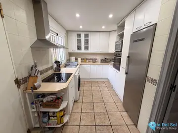 4 bedroom House for Sale in Calypso-76989
